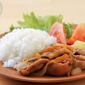 フィリピン料理アドボ風　鶏もも肉の酢煮込み