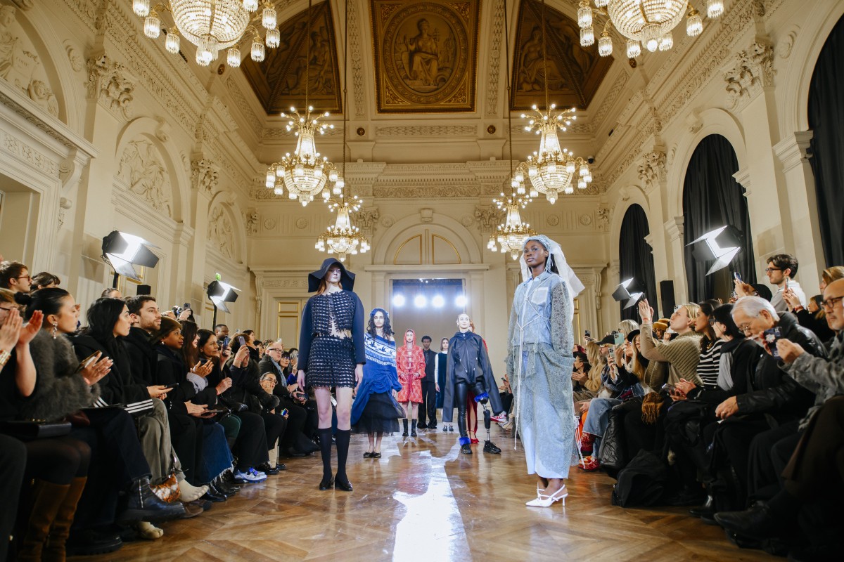 2025年1月にパリで行われたファッションショー（前回）の様子