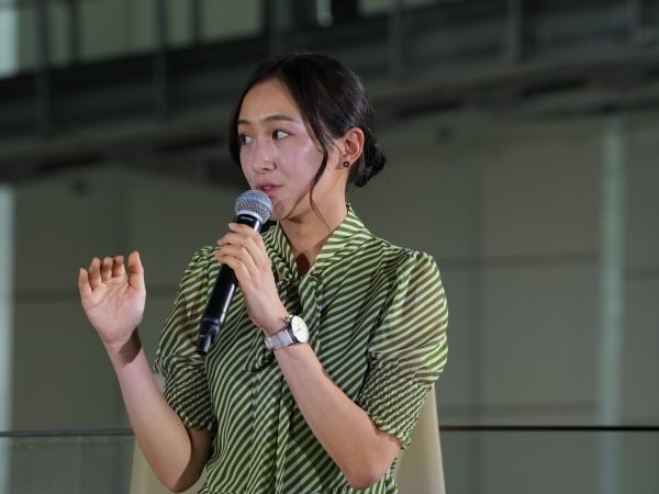 野口絵子氏